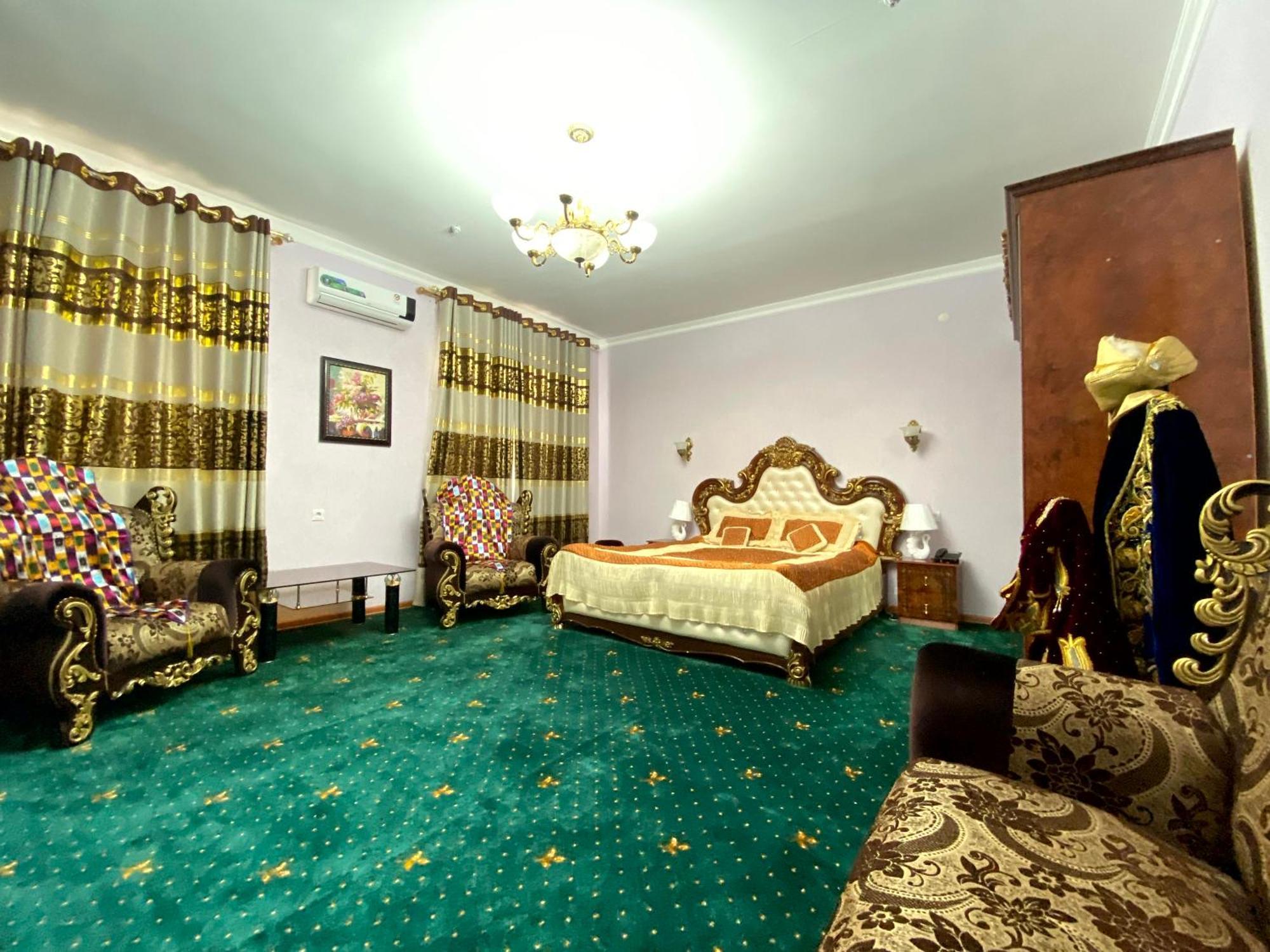 Qibla Tozabog Hotel Khiva Luaran gambar